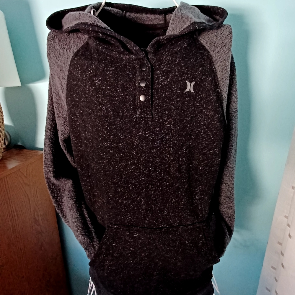 NWOT Hurley Black Pullover Hoodie - Women's Size Large - Picture 1 of 7
